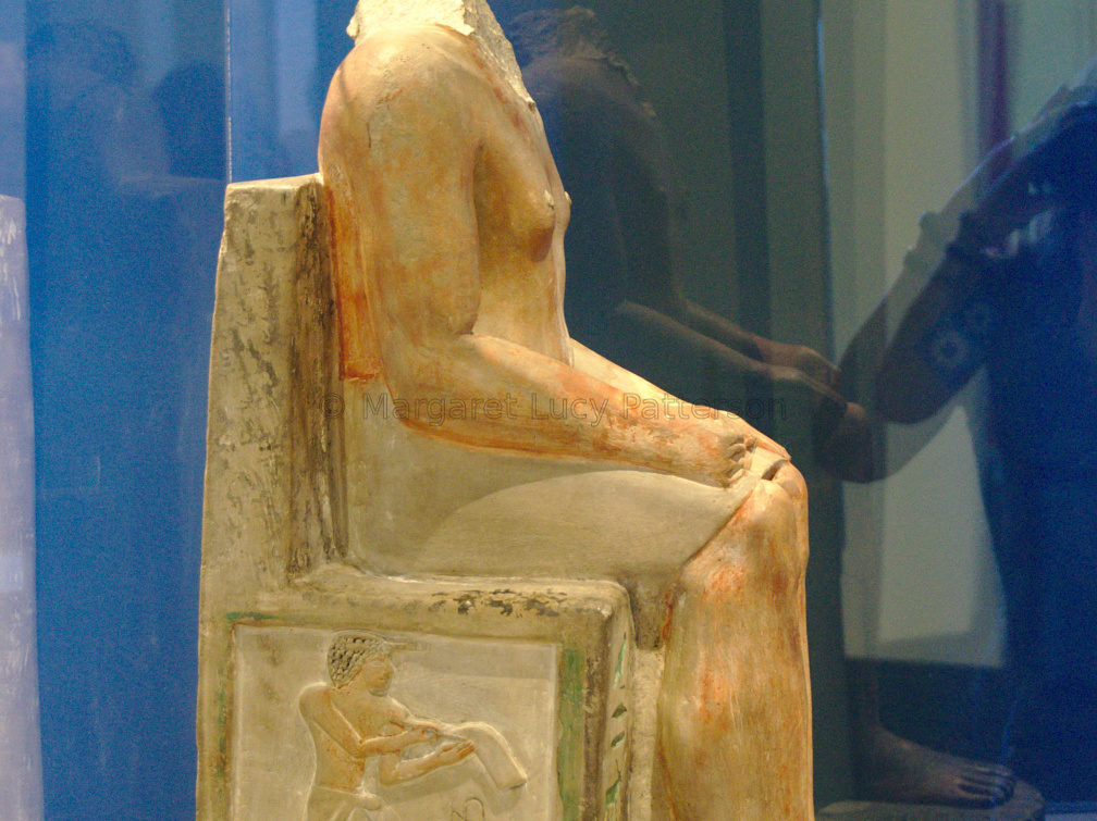 Seated Statue of Nahktsaes