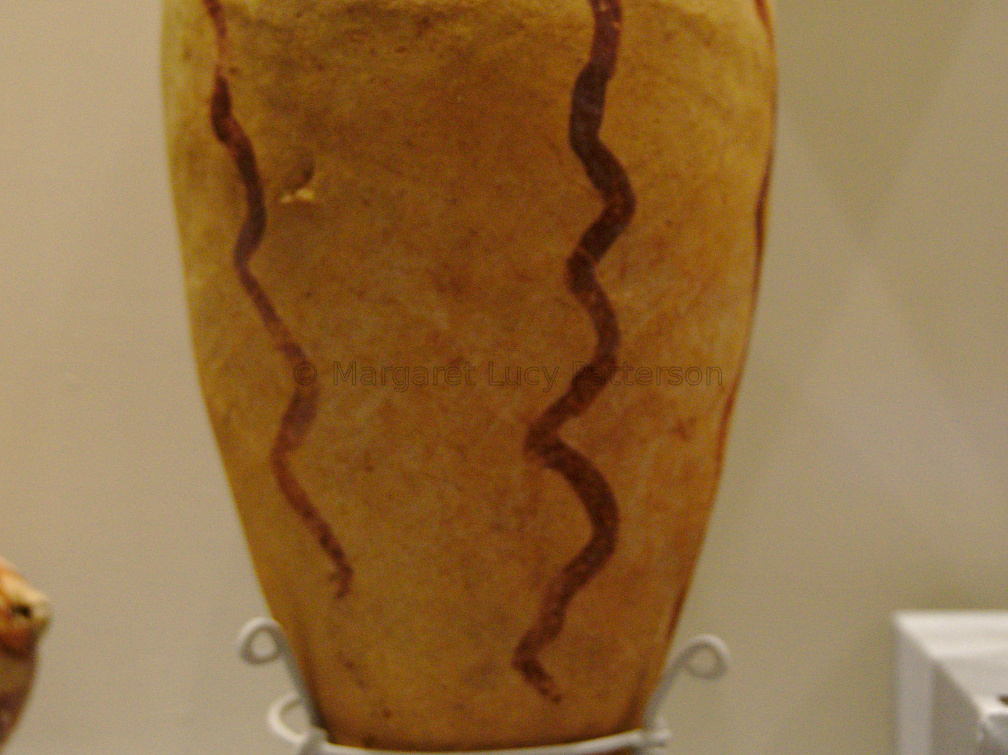 D-Ware Vessel with Wavy Line Decoration