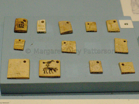 Labels from Tomb U-j