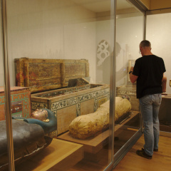 Coffins and Grave Goods from Meir
