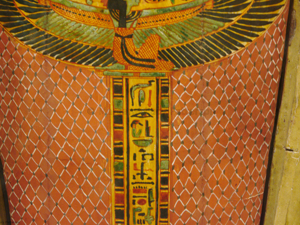 Mummy Board of Henettawy, Mistress of the House and Chantress of Amun-Ra