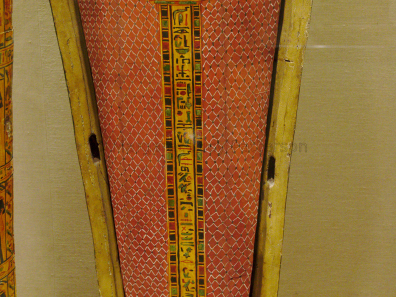 Mummy Board of Henettawy, Mistress of the House and Chantress of Amun-Ra