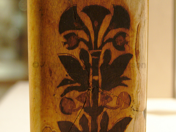 Ivory Kohl Container