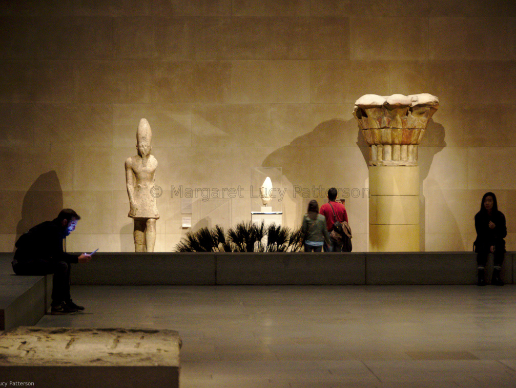 Statue of Thutmose III from Afar