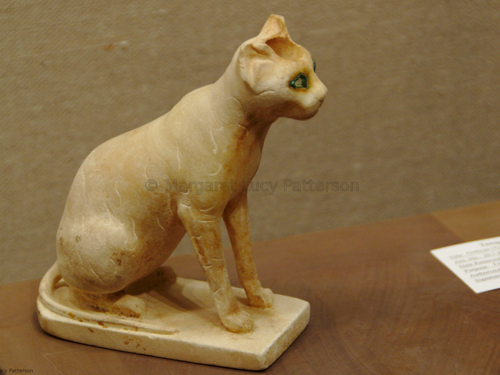 Cosmetics Vessel in the Shape of a Cat